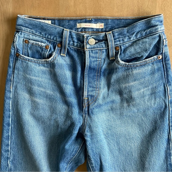 Levi’s Button Fly Wedgie Jeans - Picture 2 of 8
